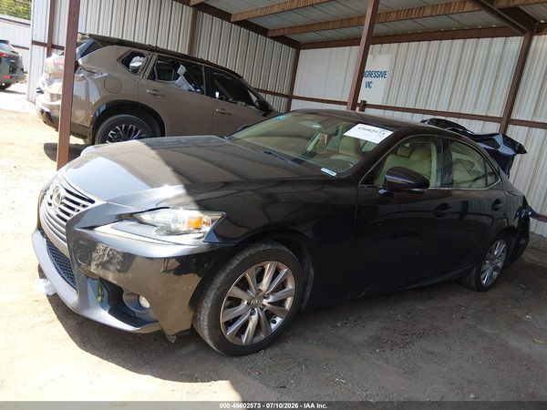 2016 LEXUS IS 200T