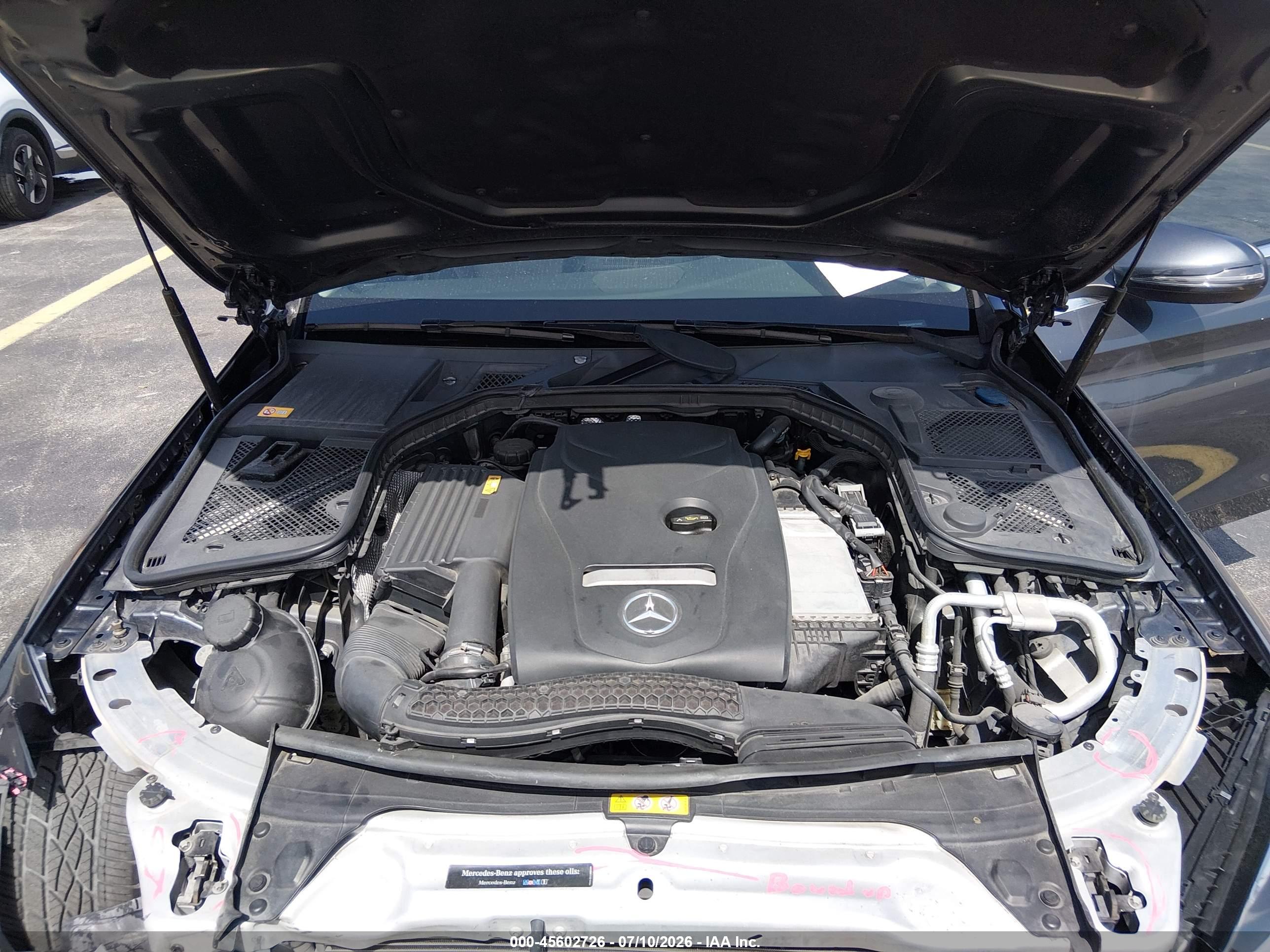 2016 MERCEDES-BENZ C 300 LUXURY