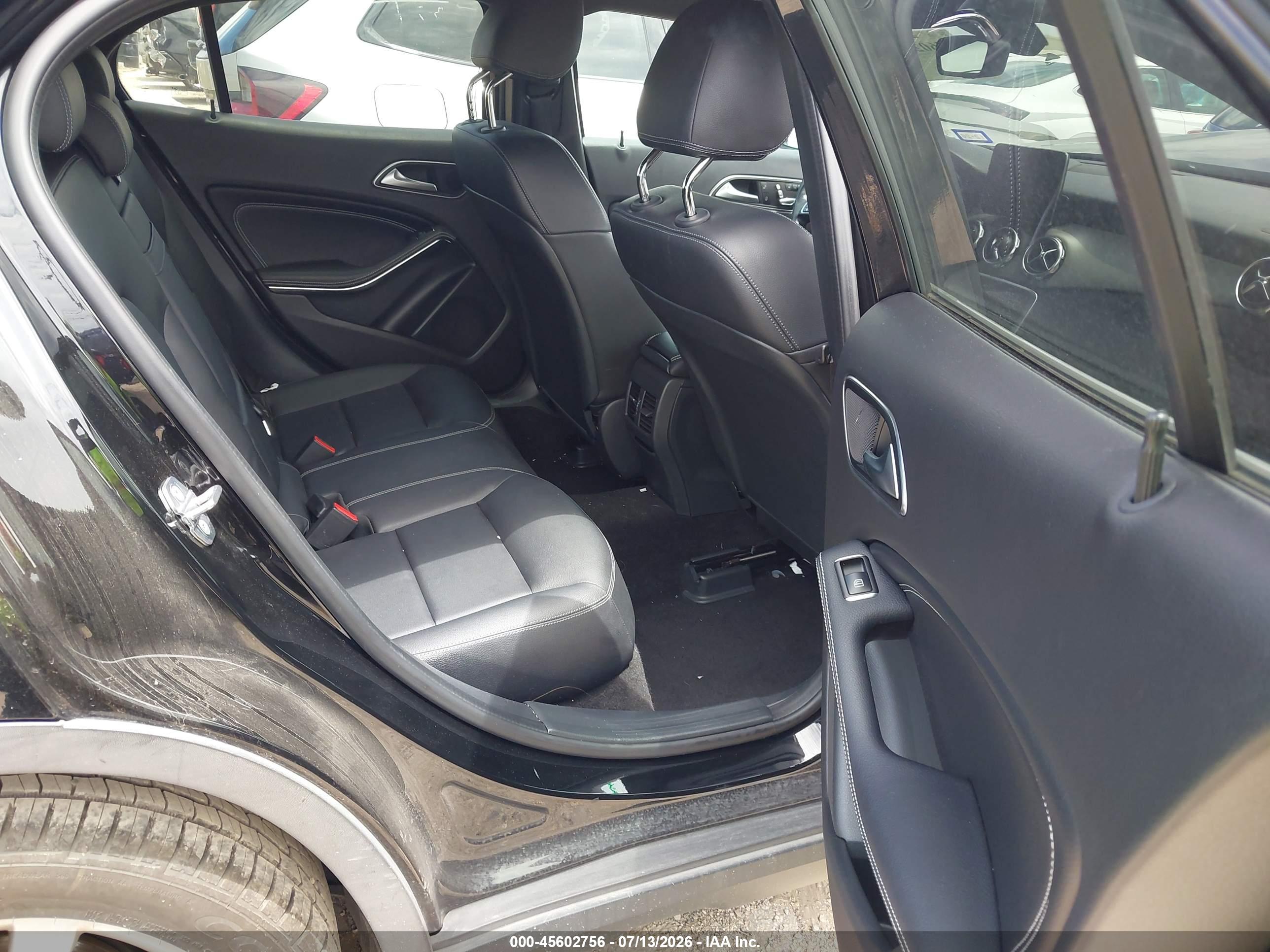2020 MERCEDES-BENZ GLA 250 GLA250