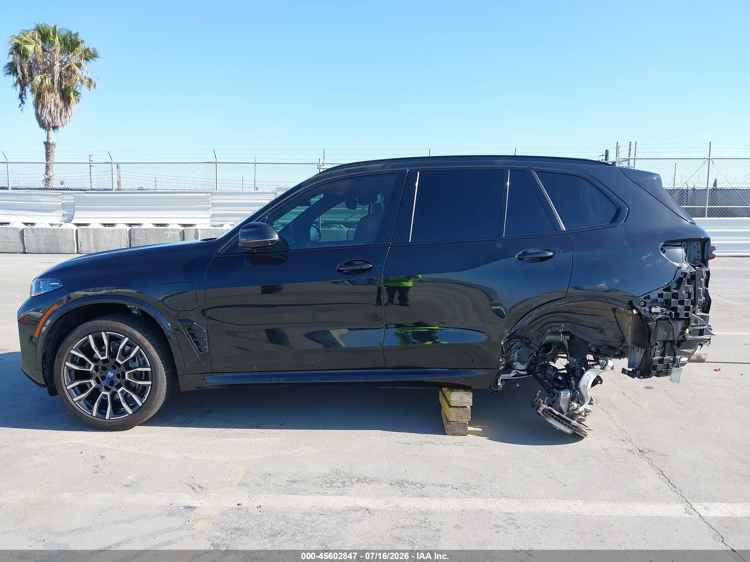 2025 BMW X5 PHEV XDRIVE50E