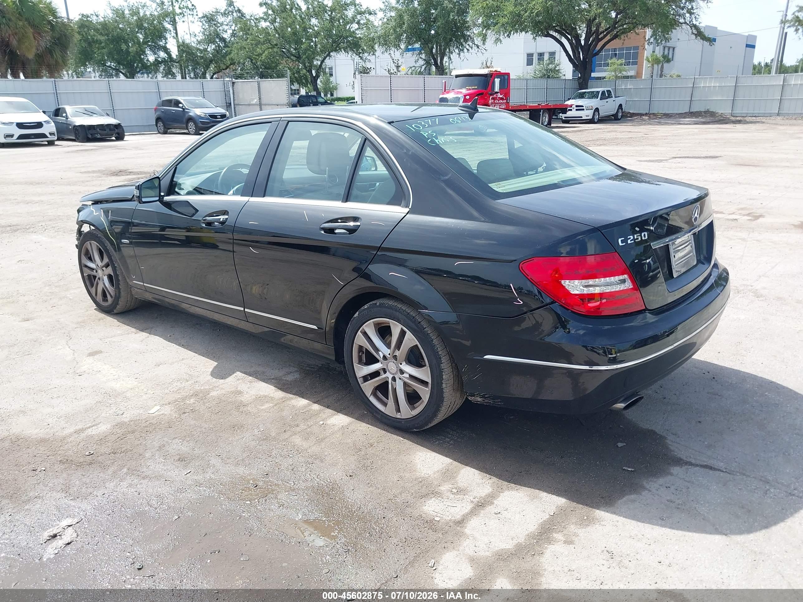 2012 MERCEDES-BENZ C 250 C250