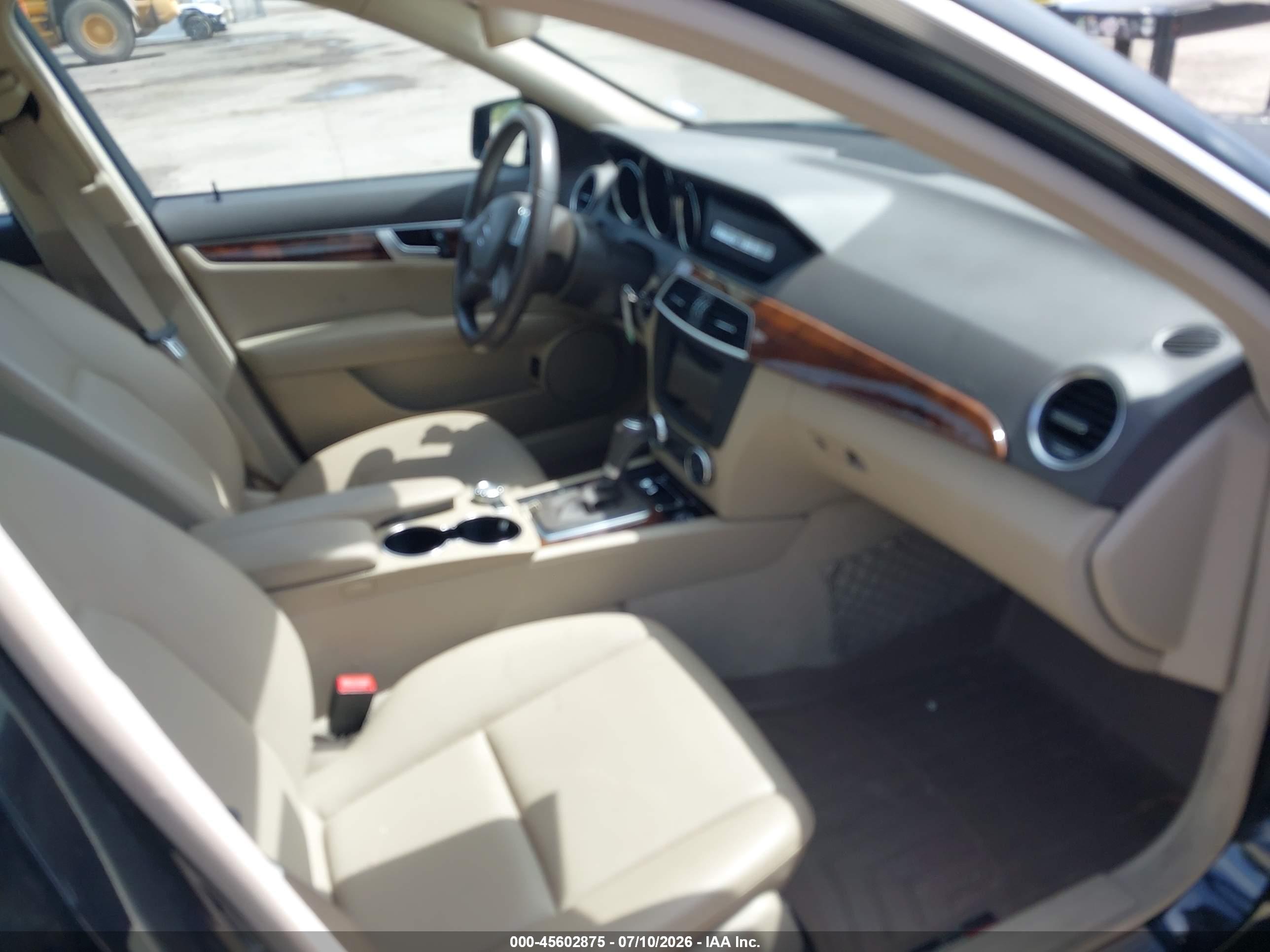 2012 MERCEDES-BENZ C 250 C250