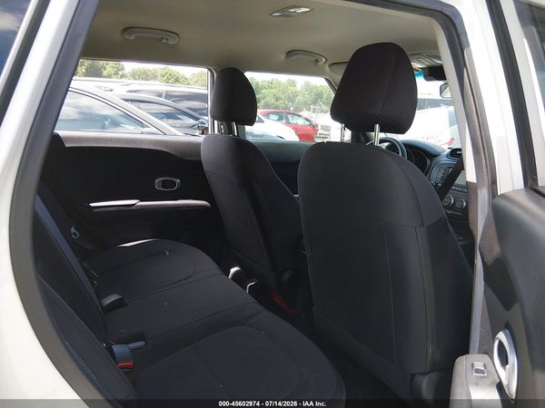 2017 KIA SOUL Base