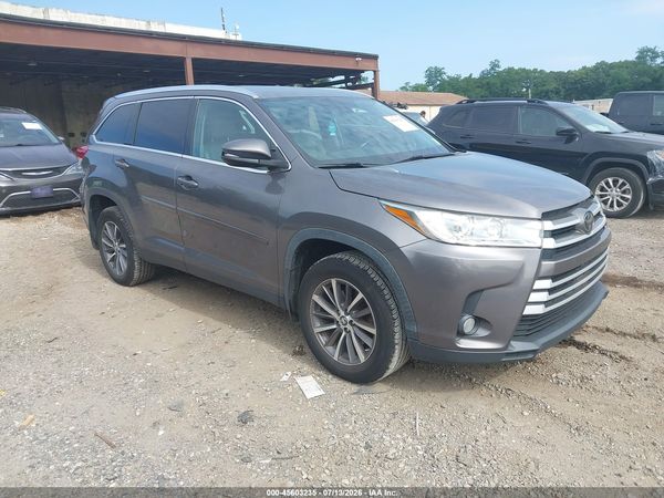 2019 TOYOTA HIGHLANDER XLE
