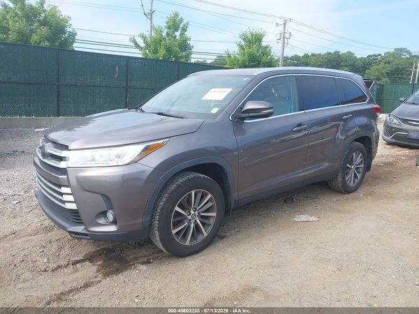 2019 TOYOTA HIGHLANDER XLE