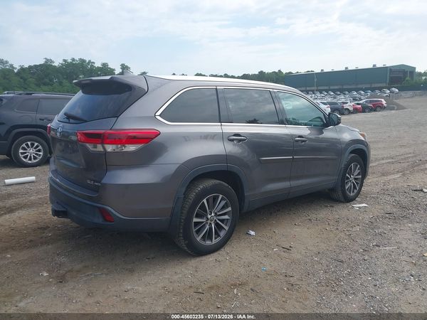 2019 TOYOTA HIGHLANDER XLE