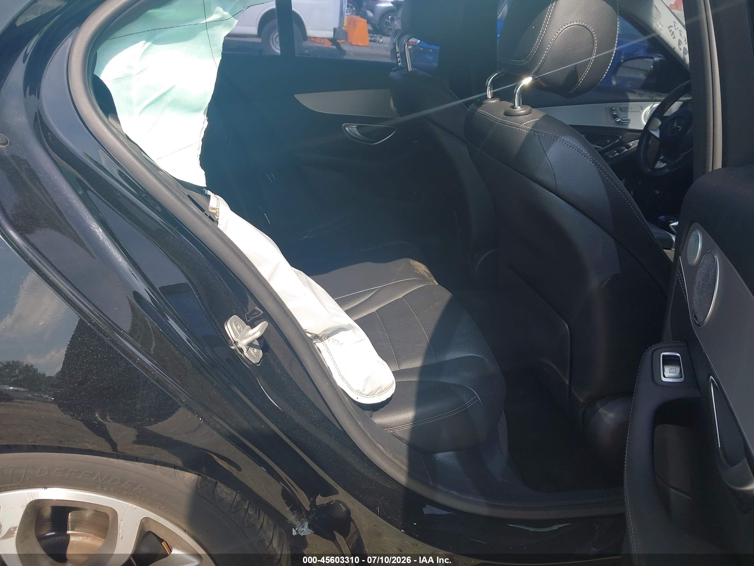 2016 MERCEDES-BENZ C 300 C300