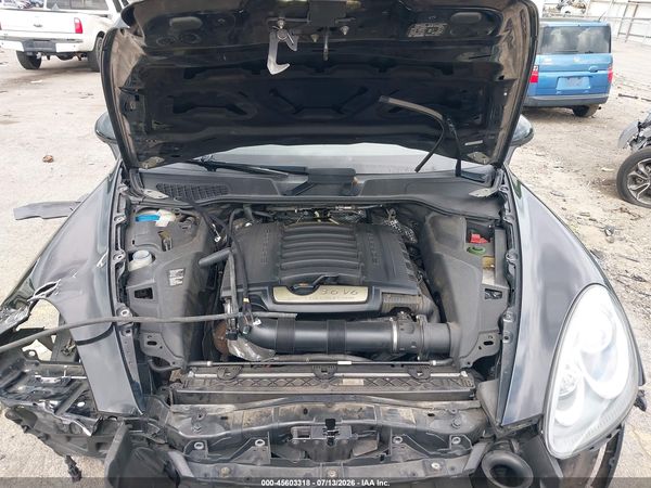 2012 PORSCHE CAYENNE