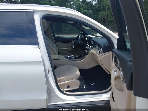 2018 MERCEDES-BENZ GLC 300 GLC300