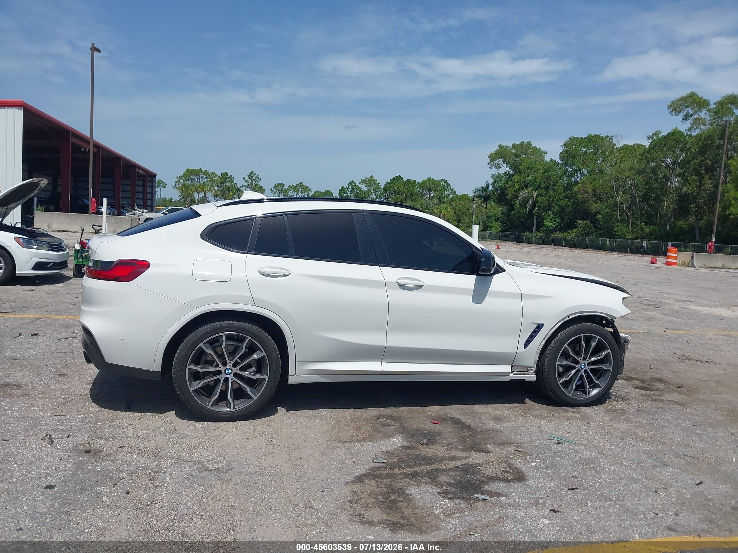 2021 BMW X4 XDRIVE30I