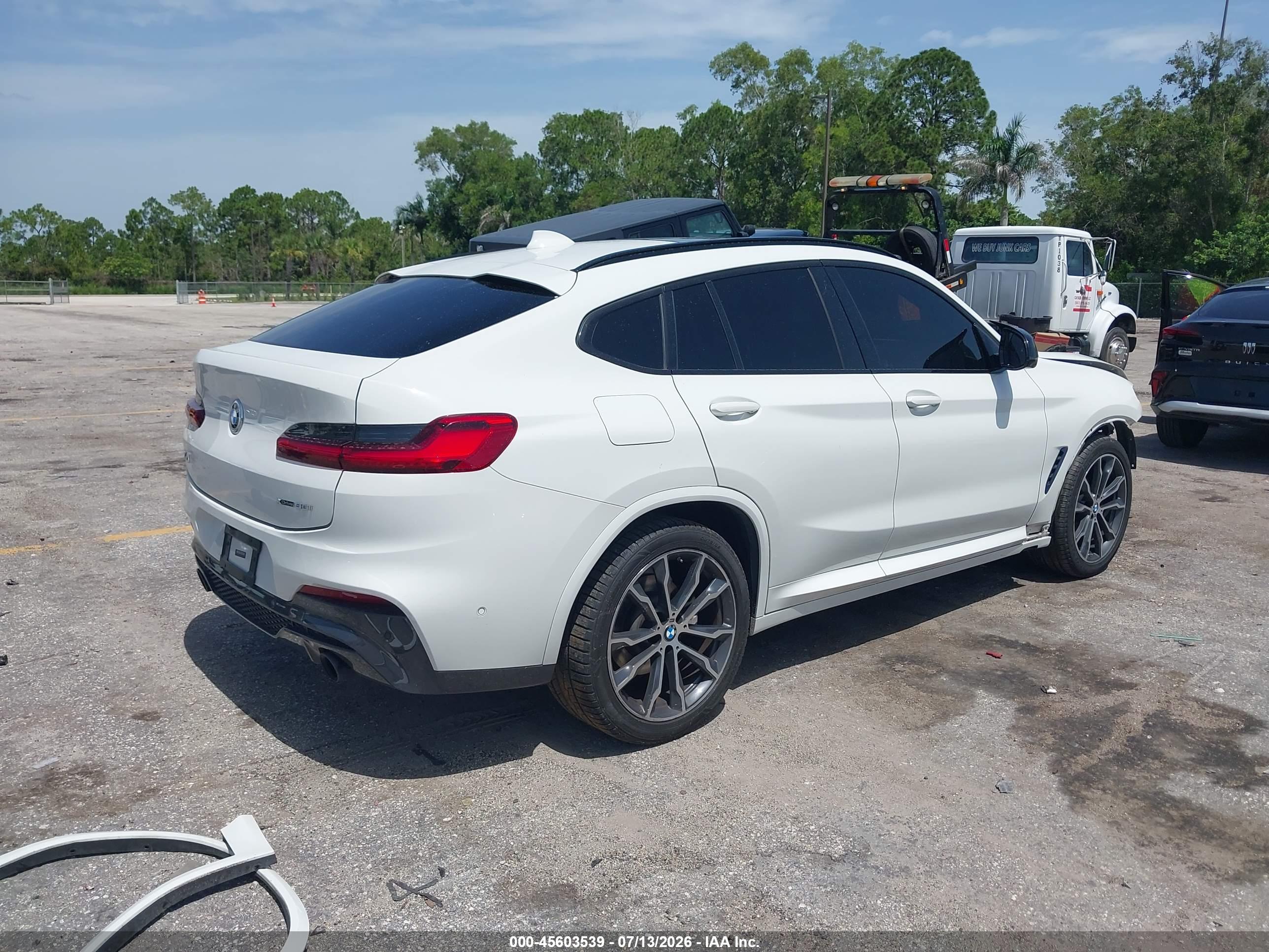 2021 BMW X4 XDRIVE30I