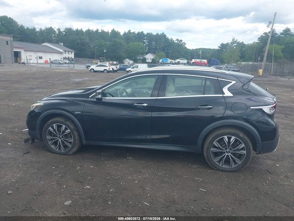 2018 INFINITI QX30 PREMIUM