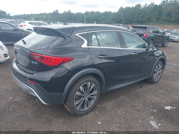 2018 INFINITI QX30 PREMIUM