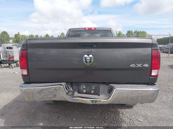 2016 RAM 1500 ST