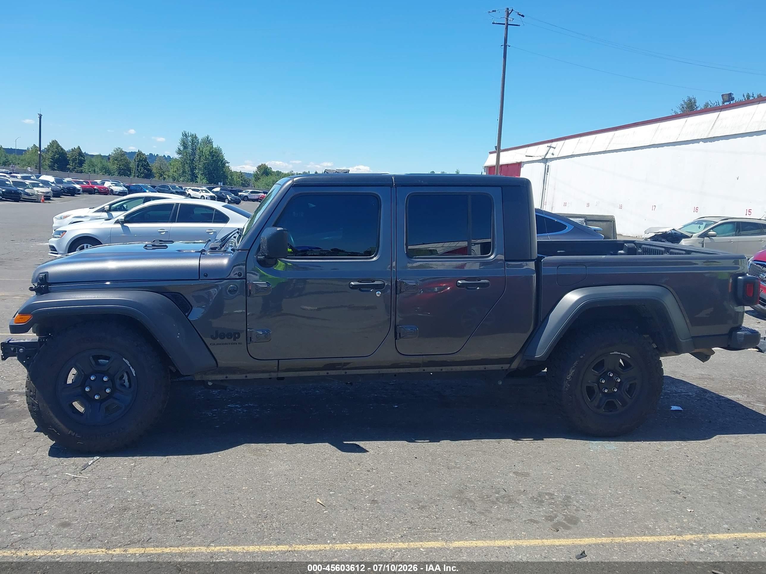 2024 JEEP GLADIATOR SPORT