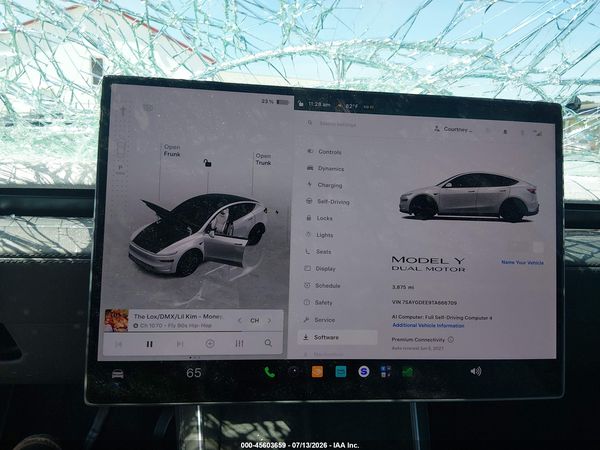 2026 TESLA MODEL Y