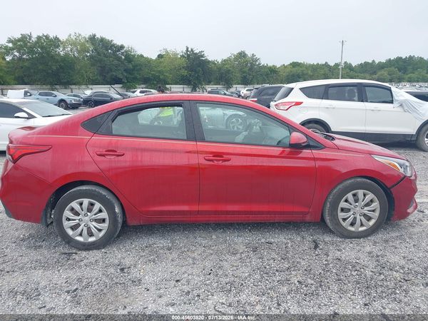 2022 HYUNDAI ACCENT SE