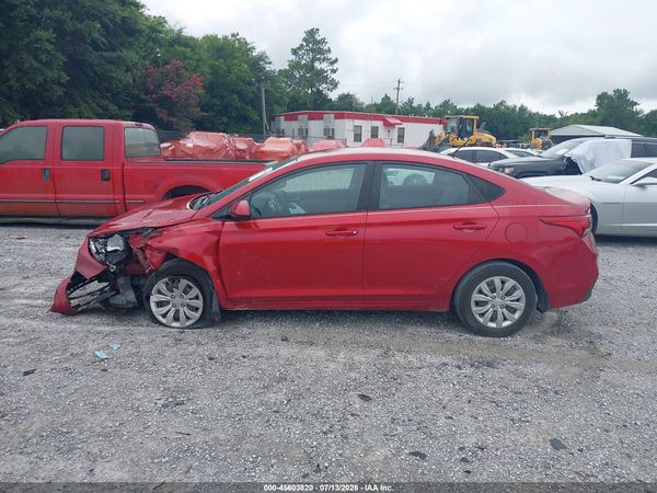 2022 HYUNDAI ACCENT SE