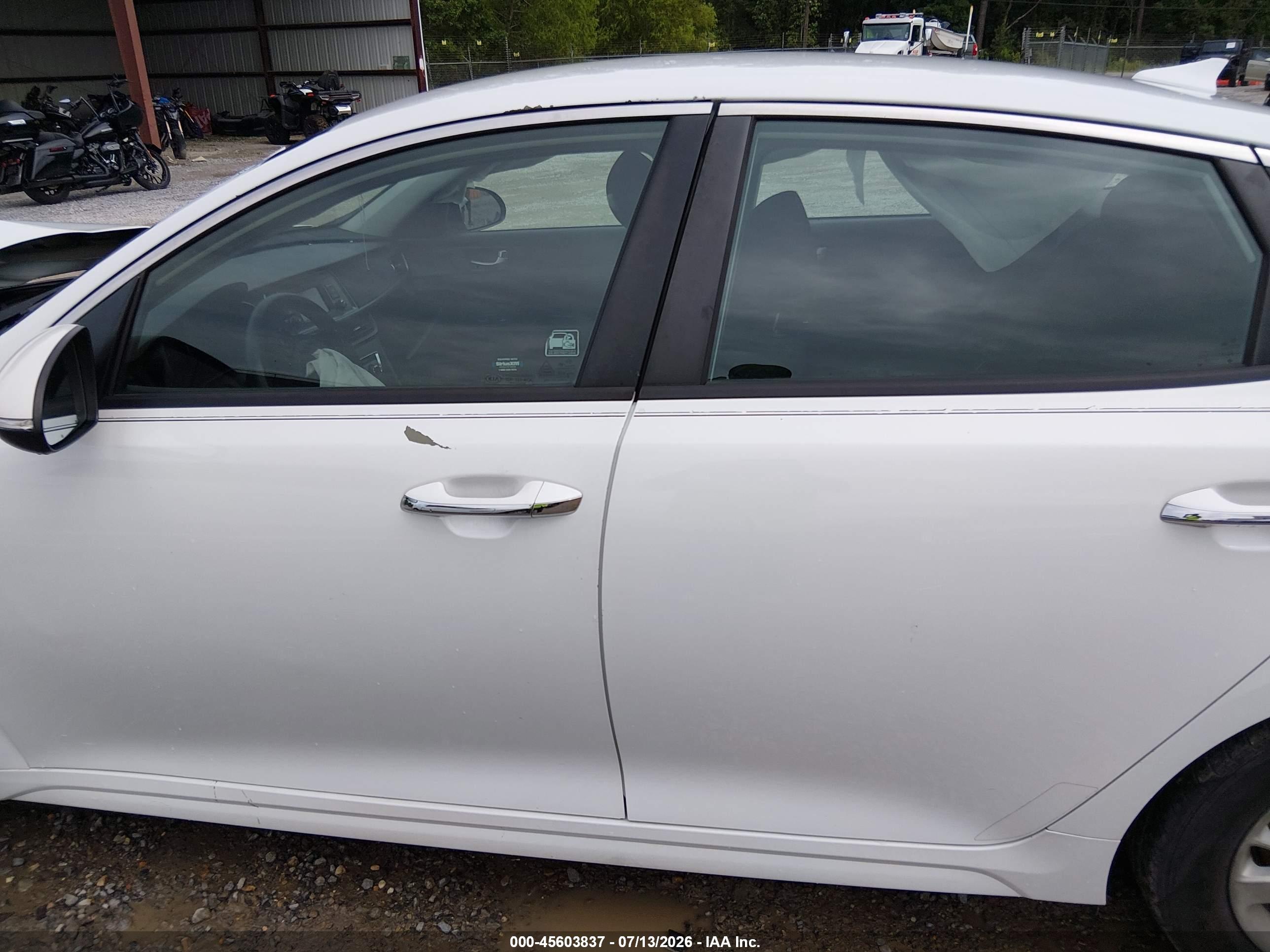 2016 KIA OPTIMA LX