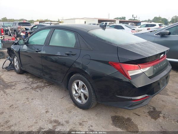 2022 HYUNDAI ELANTRA SE