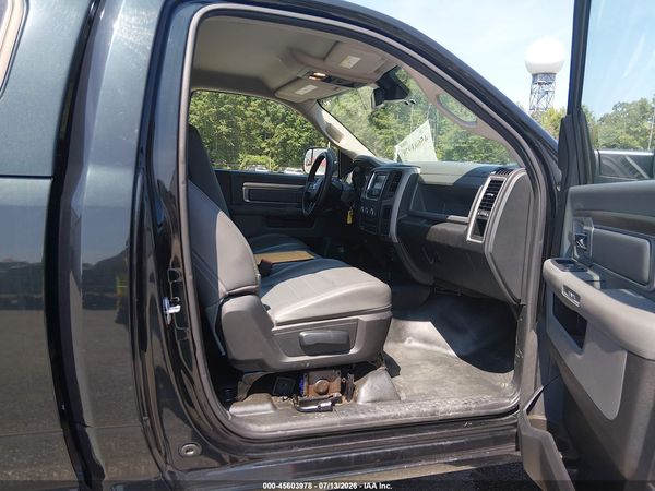 2016 RAM 3500 TRADESMAN