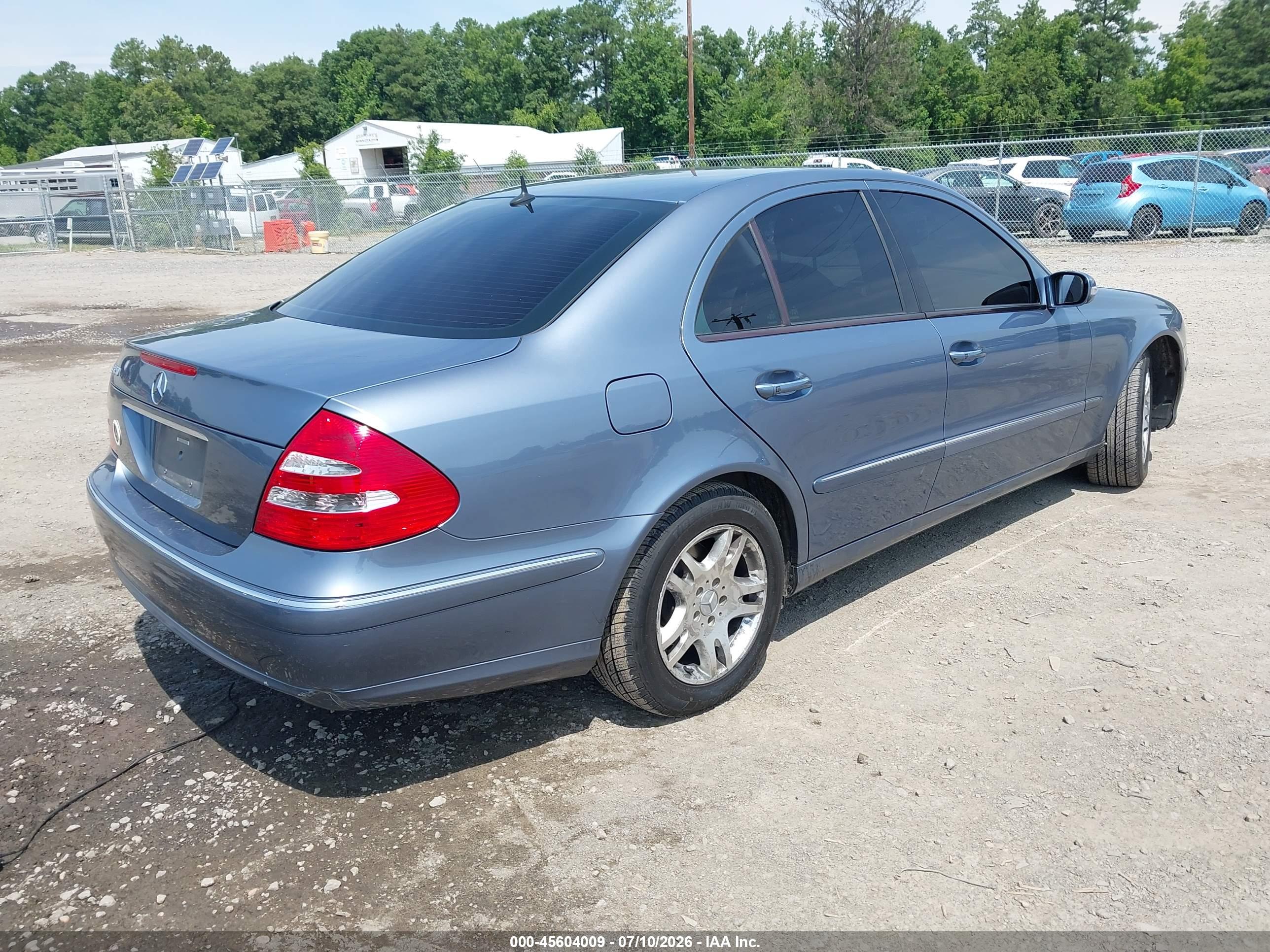 2003 MERCEDES-BENZ E 320 E320
