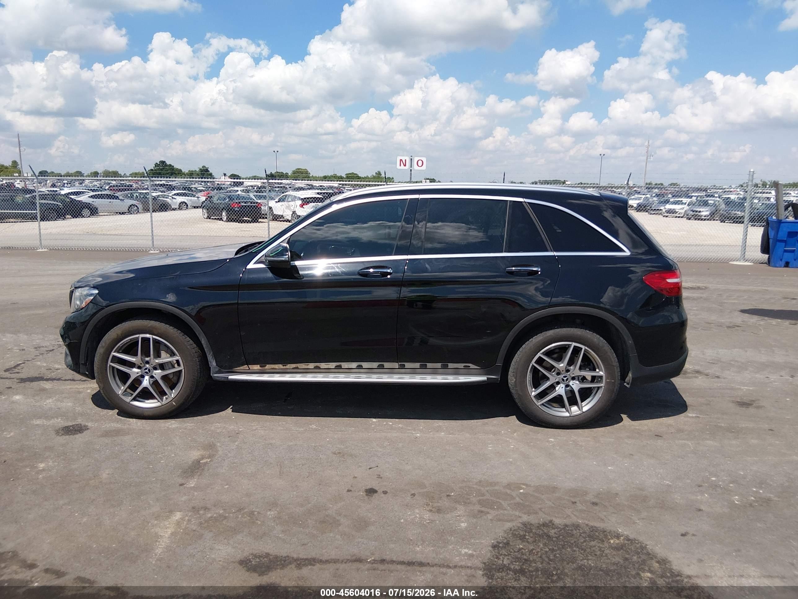 2019 MERCEDES-BENZ GLC 300 4MATIC