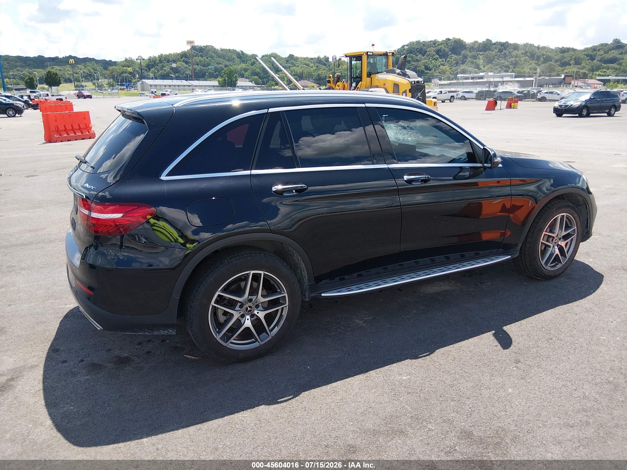 2019 MERCEDES-BENZ GLC 300 4MATIC