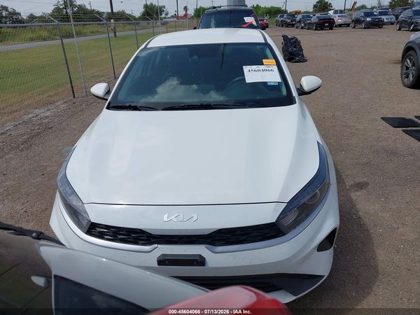2024 KIA FORTE LX