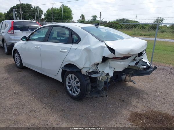 2024 KIA FORTE LX