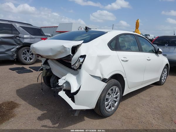 2024 KIA FORTE LX