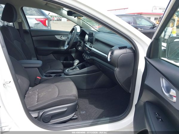 2024 KIA FORTE LX