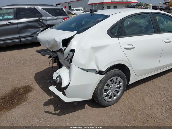 2024 KIA FORTE LX