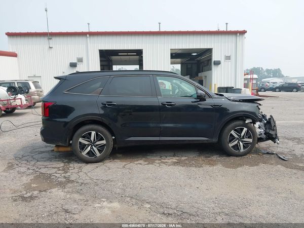 2022 KIA SORENTO S