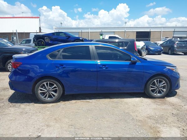 2023 KIA FORTE LXS