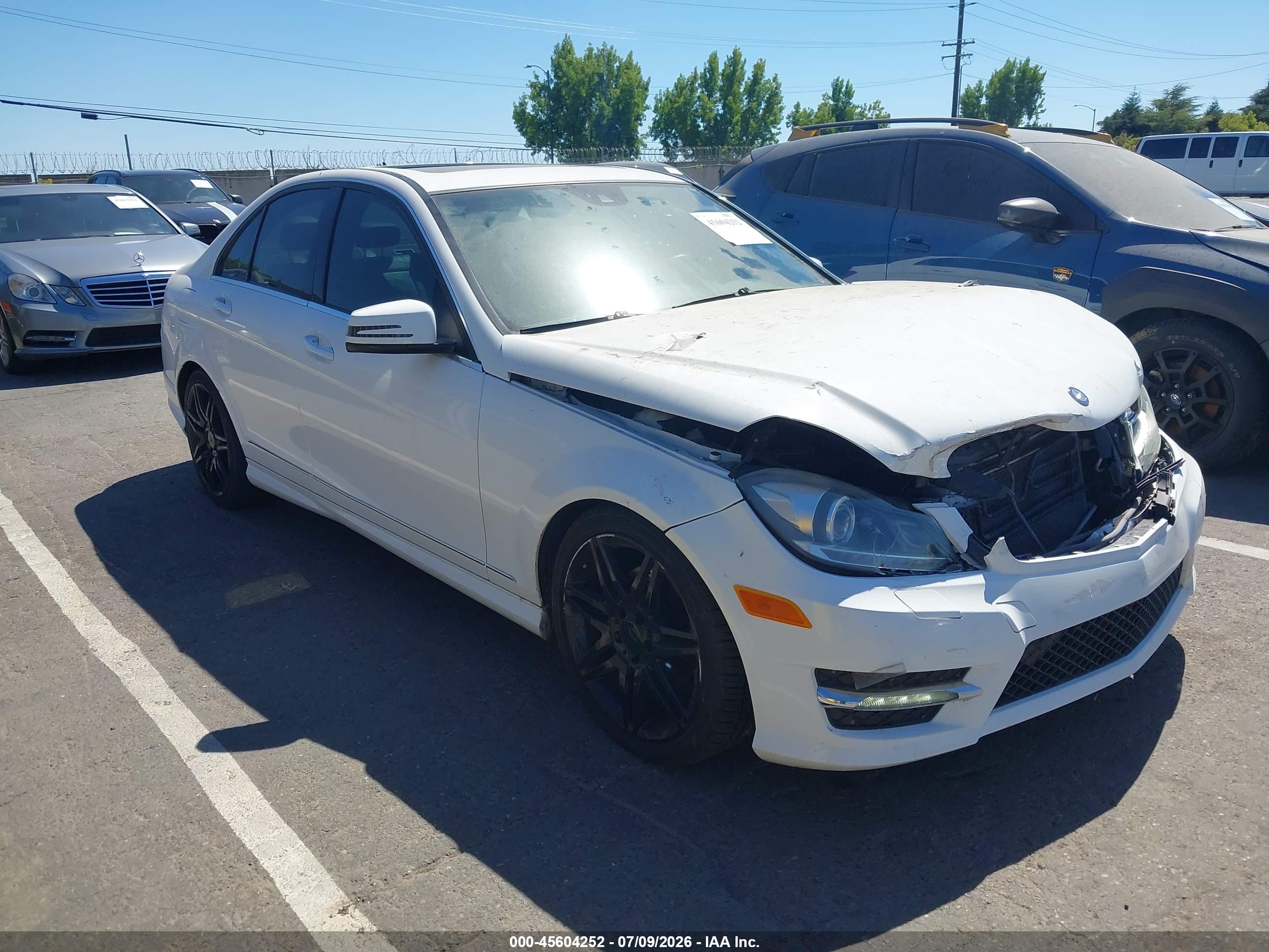 2013 MERCEDES-BENZ C 250 C250