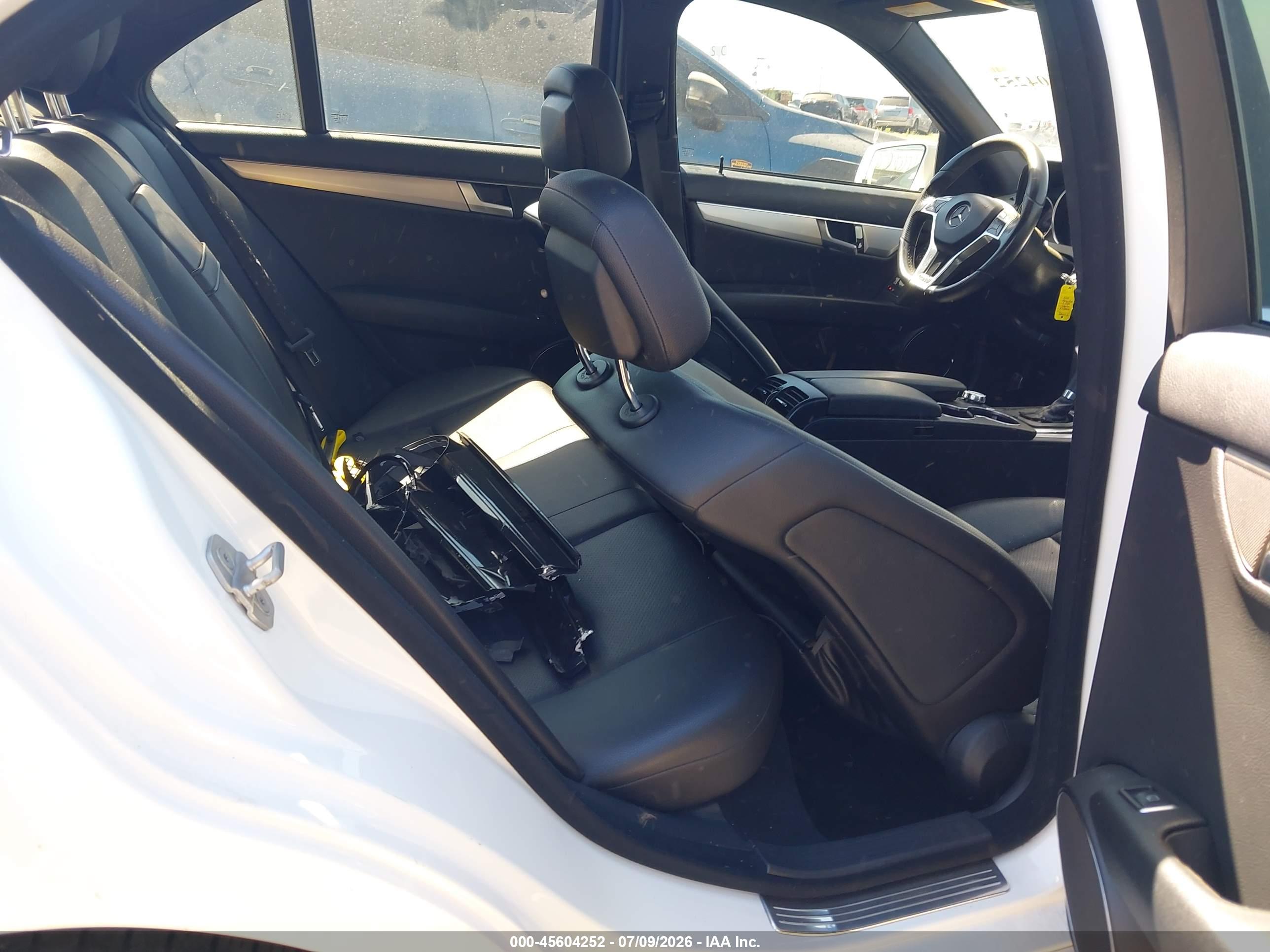 2013 MERCEDES-BENZ C 250 C250
