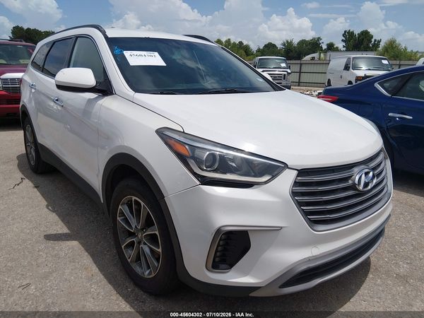 2018 HYUNDAI SANTA FE SE