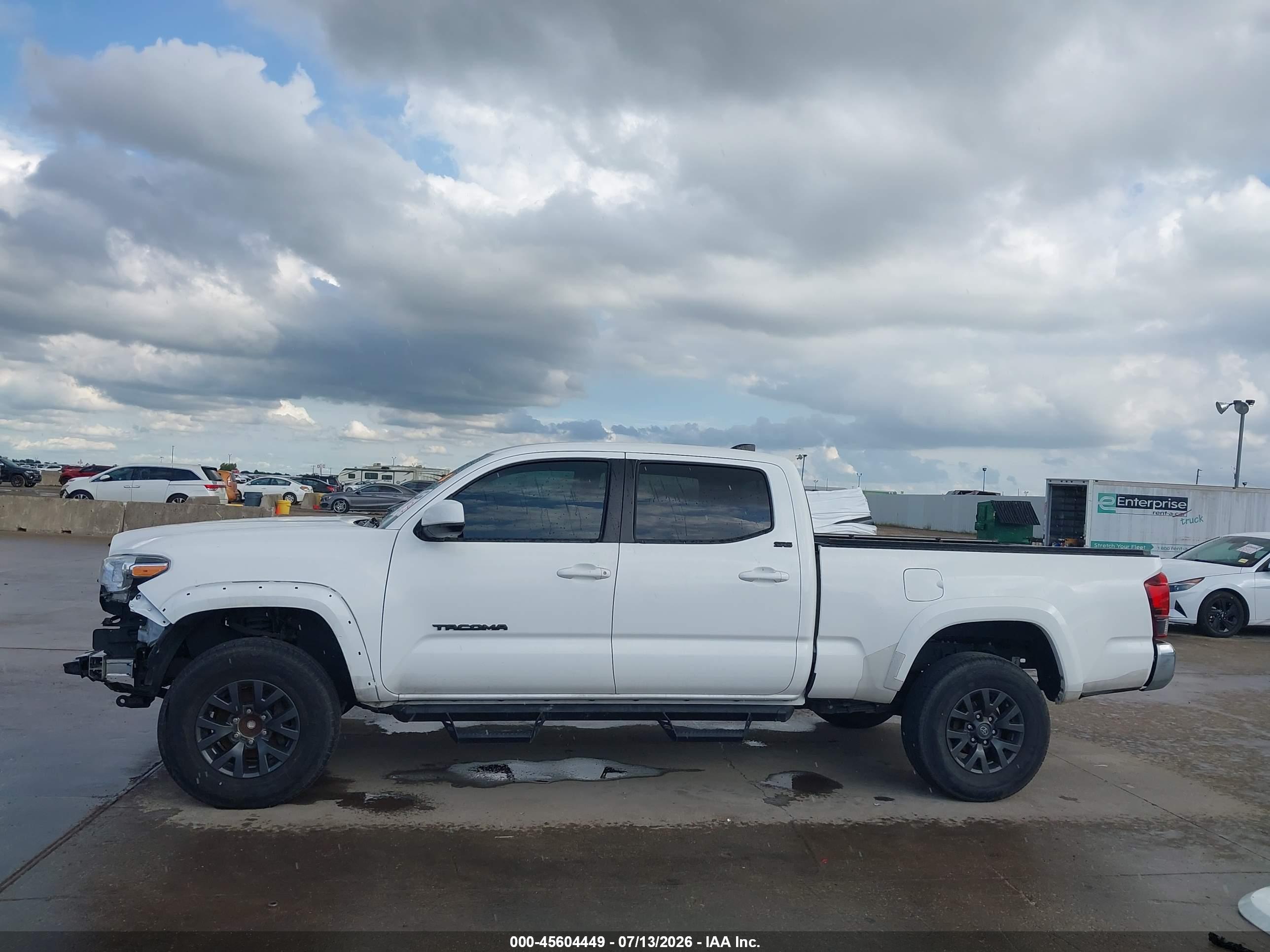 2022 TOYOTA TACOMA SR5 V6