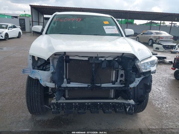 2022 TOYOTA TACOMA SR5 V6