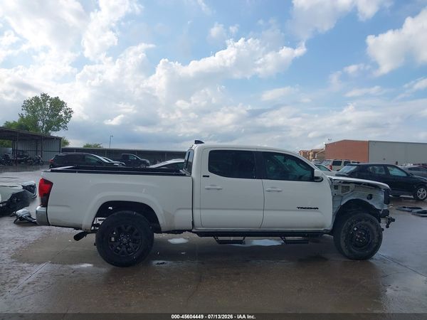 2022 TOYOTA TACOMA SR5 V6