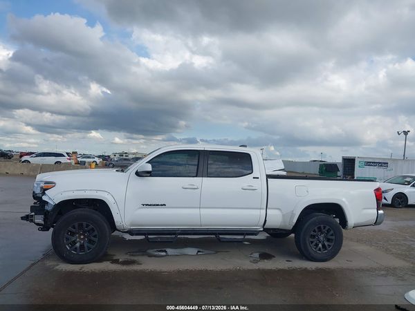 2022 TOYOTA TACOMA SR5 V6
