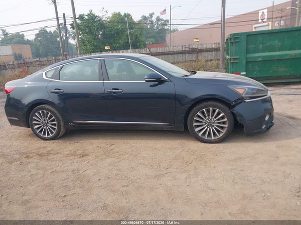 2017 KIA CADENZA PREMIUM