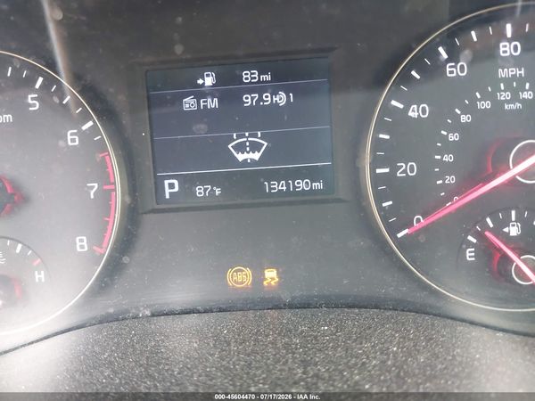 2017 KIA CADENZA PREMIUM