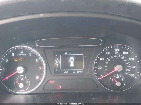 2016 KIA SORENTO 2.4L LX