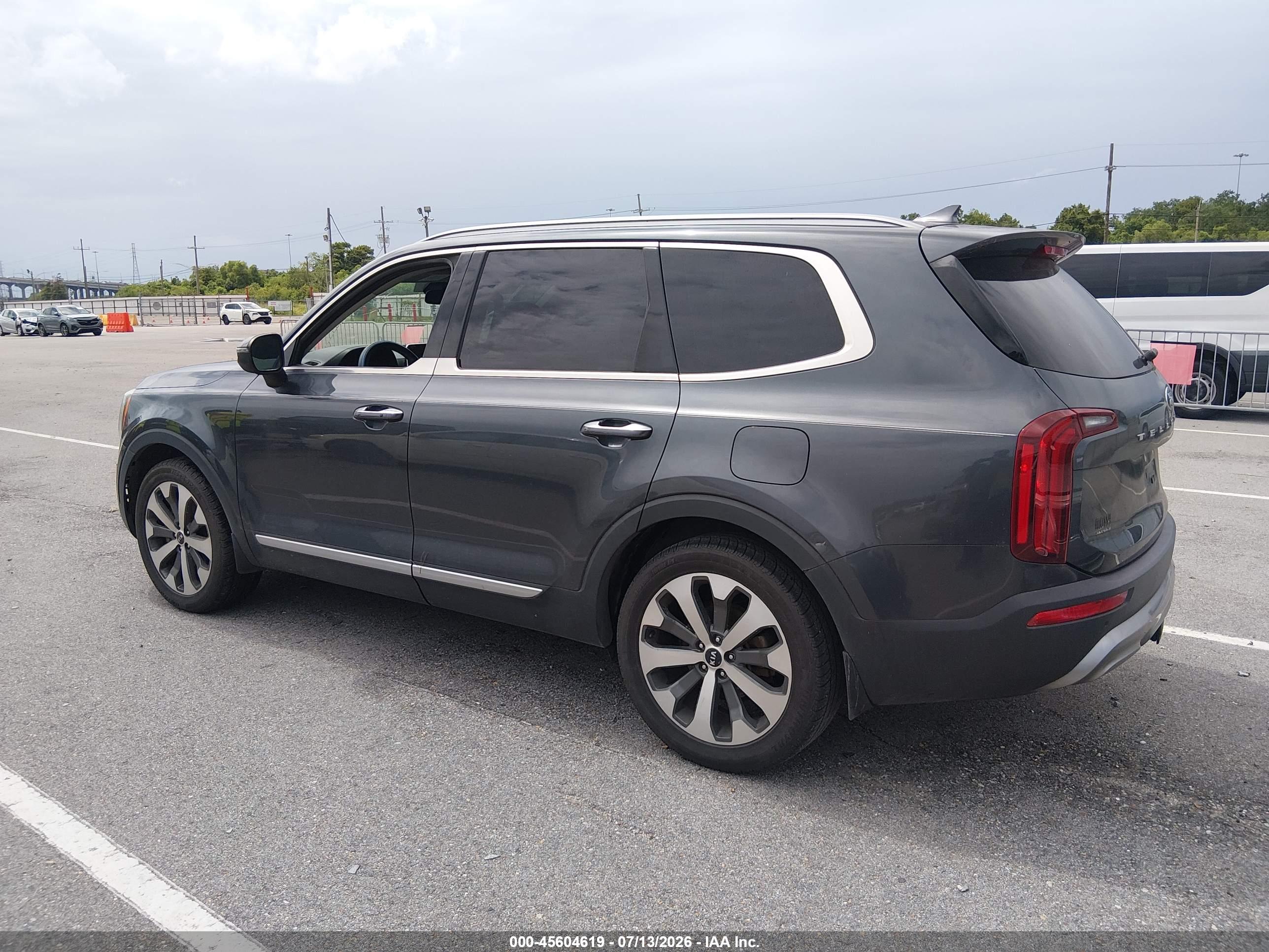 2020 KIA TELLURIDE S