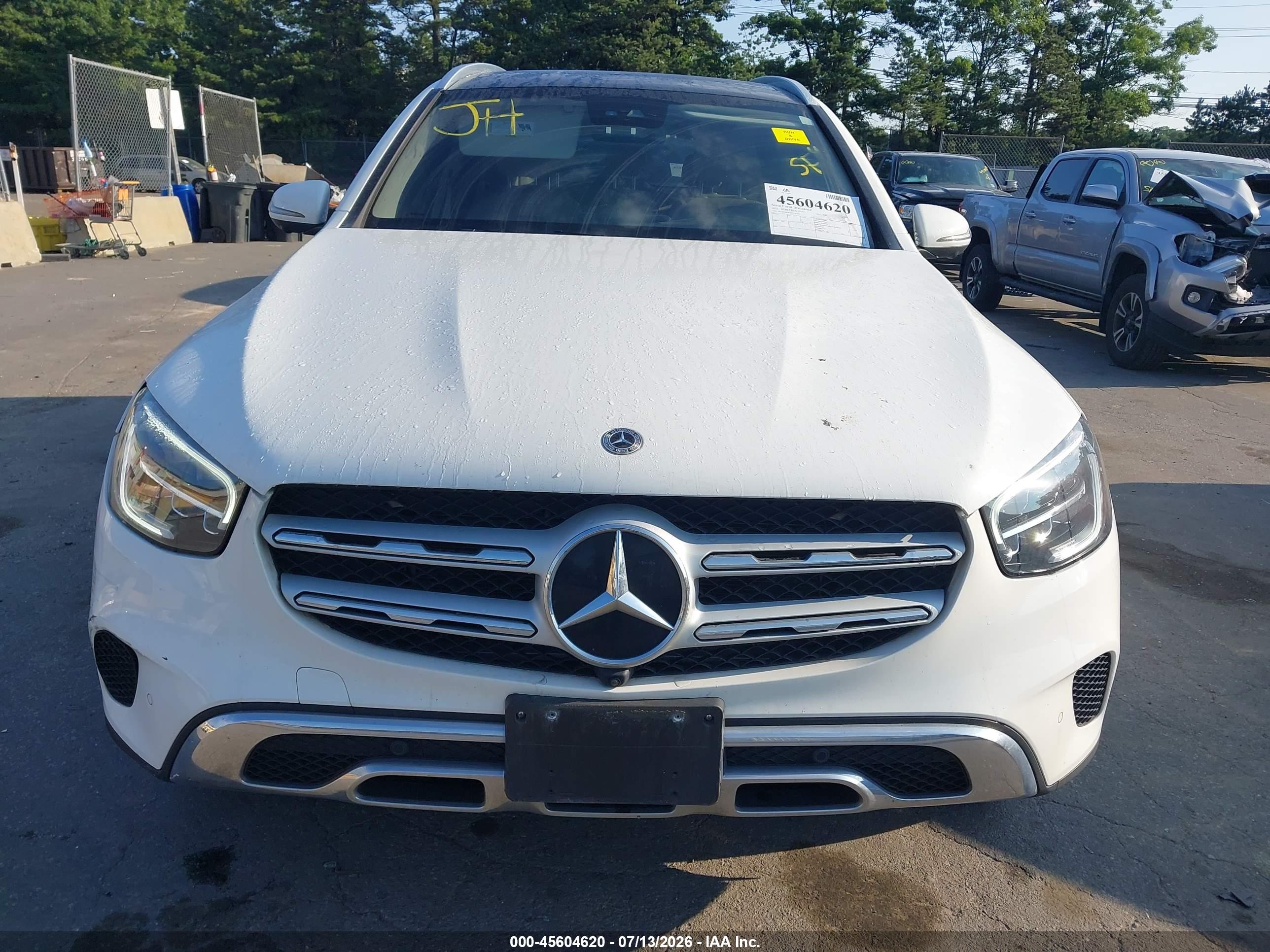 2022 MERCEDES-BENZ GLC 300 4MATIC SUV