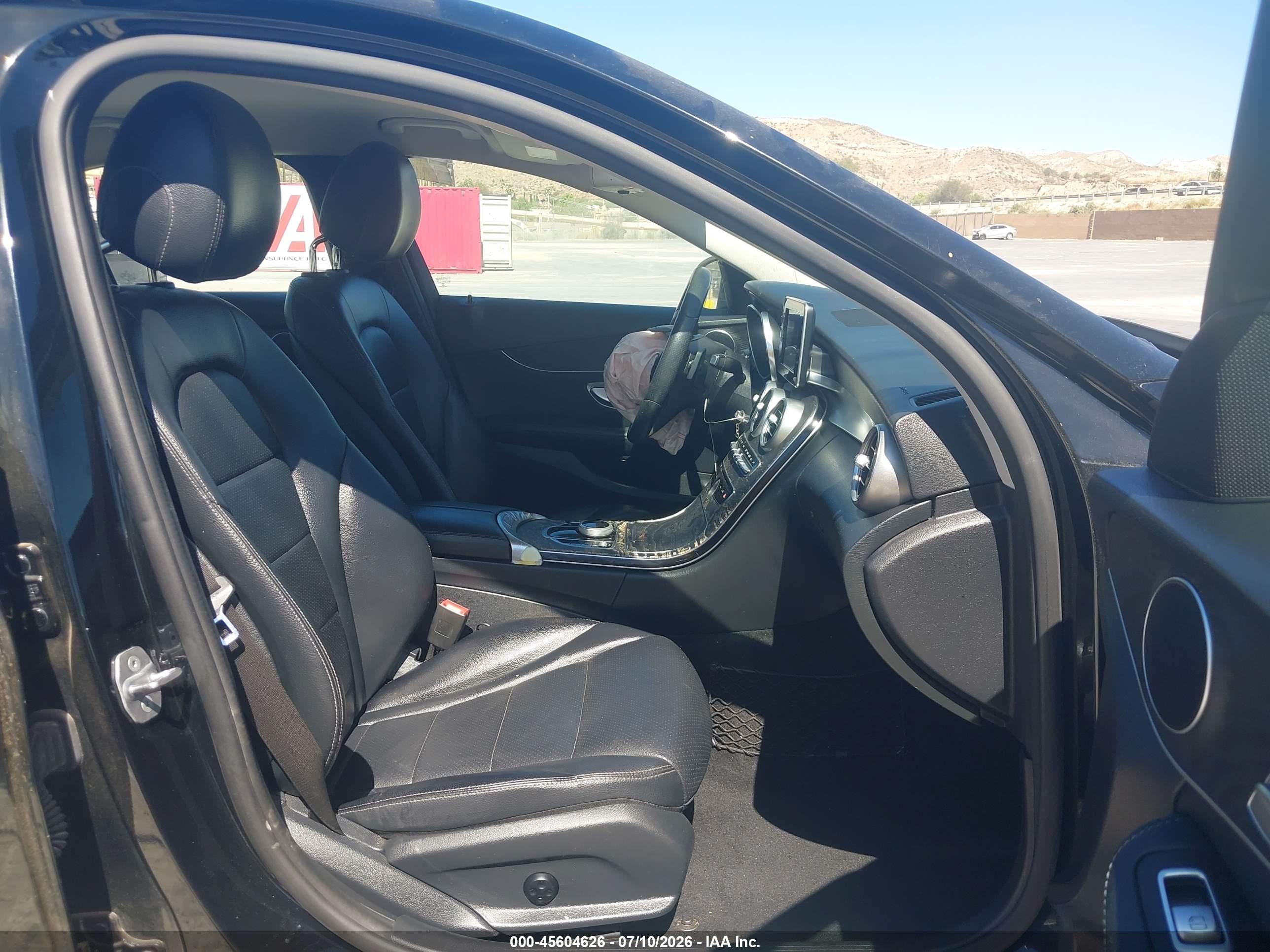 2017 MERCEDES-BENZ C 300 C300