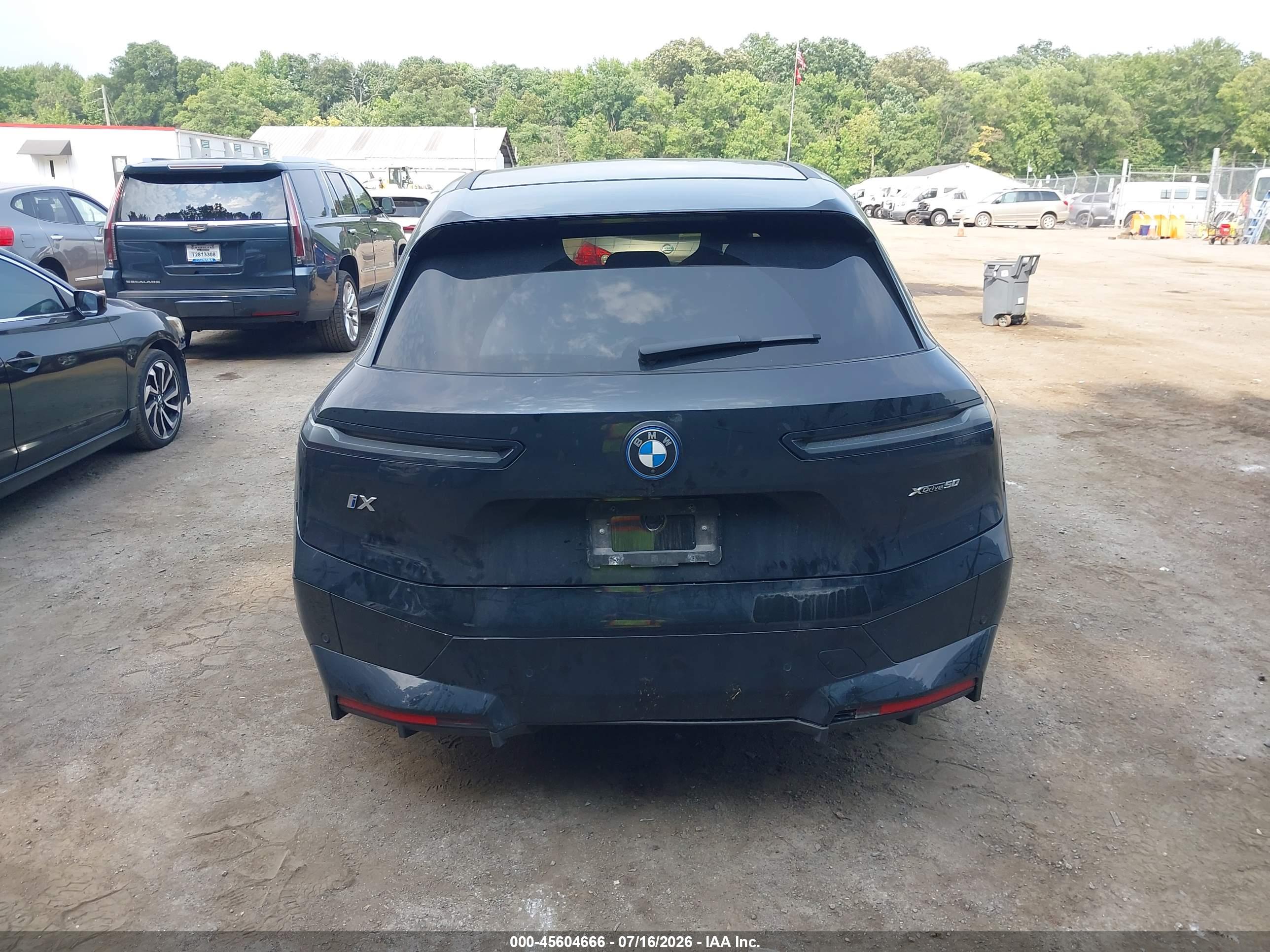 2024 BMW IX xDrive50