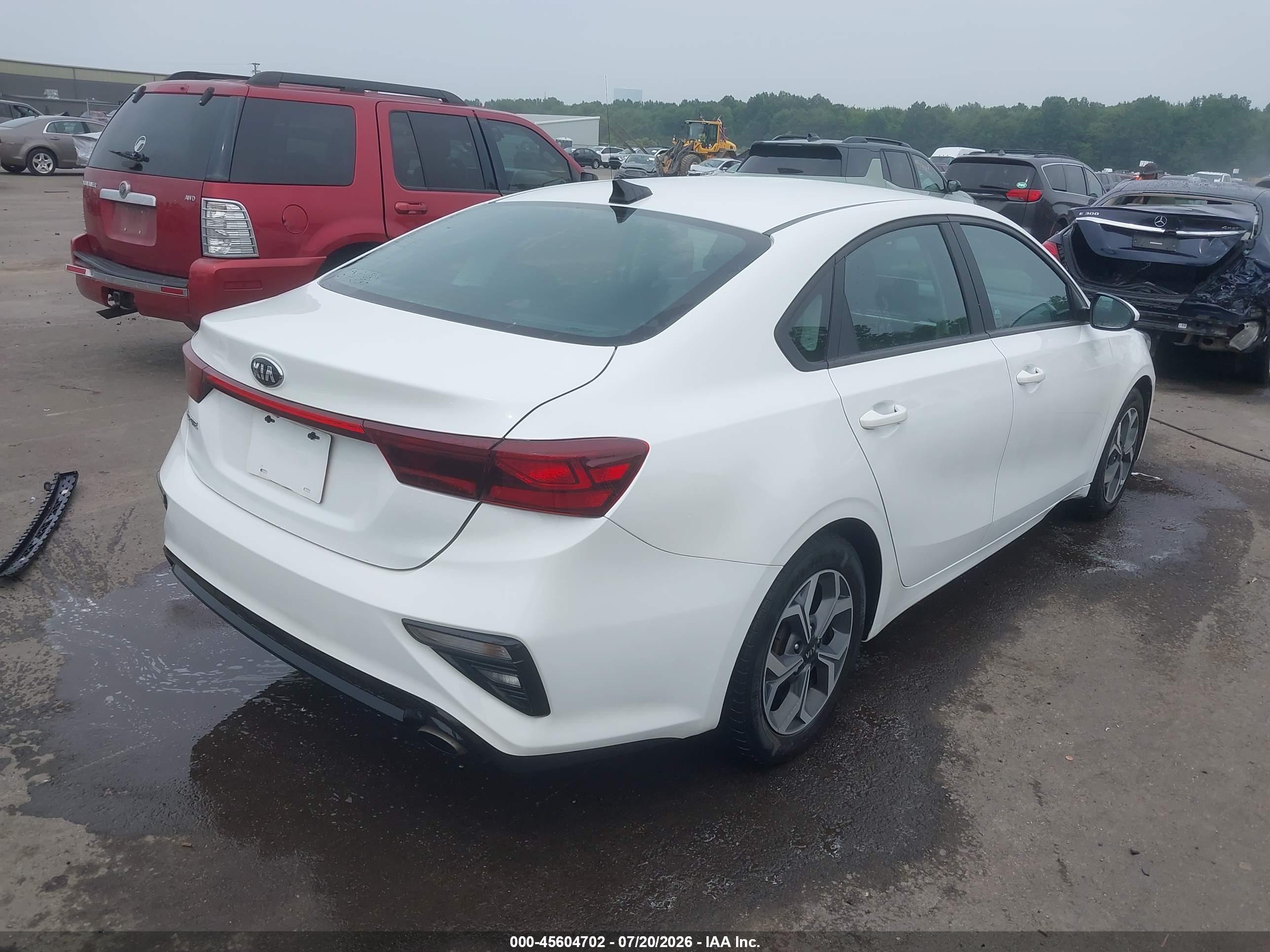 2021 KIA FORTE FE, LXS